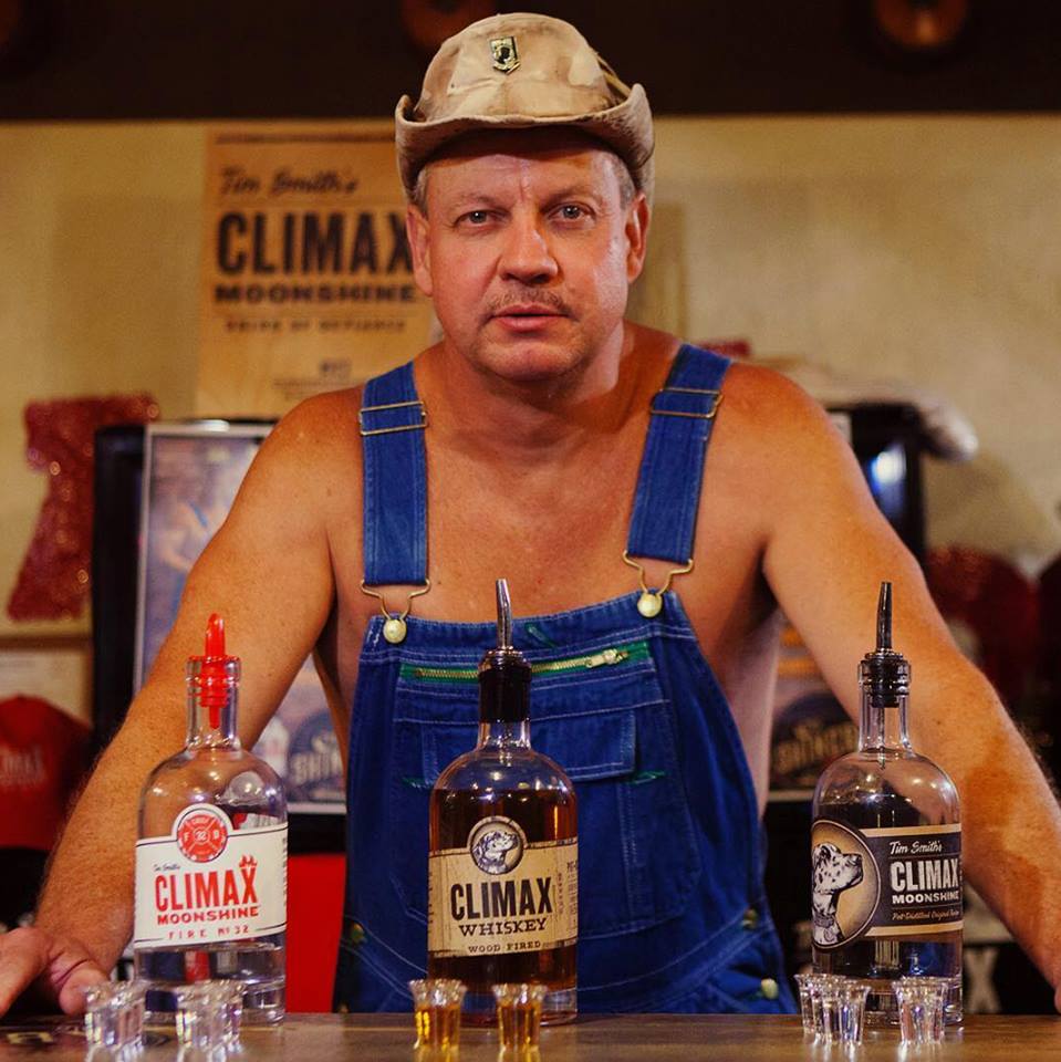 Moonshiners star Tim Smith brings a Spin-Off to the Discovery Channel. lexi...