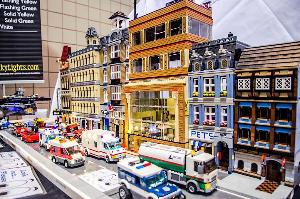 LEGO: a city built out of small legos