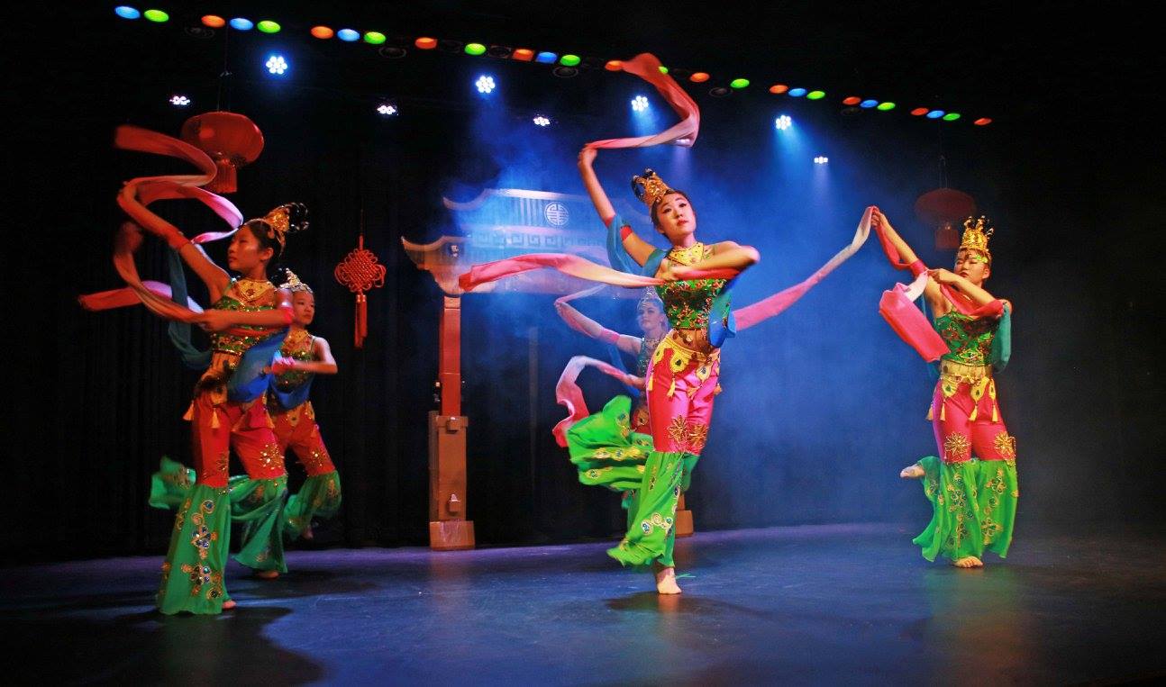 Triditonal Chinese Dancer